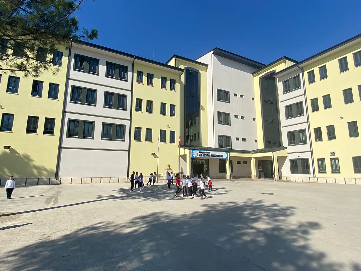 23 Nisan İlkokulu | Proje Galerisi | Kolektif Yapı - Kompen